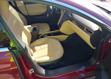 2012 Tesla Model S Signature z USA, uszkodzony, nr VIN 5YJSA1DN4CFP01583